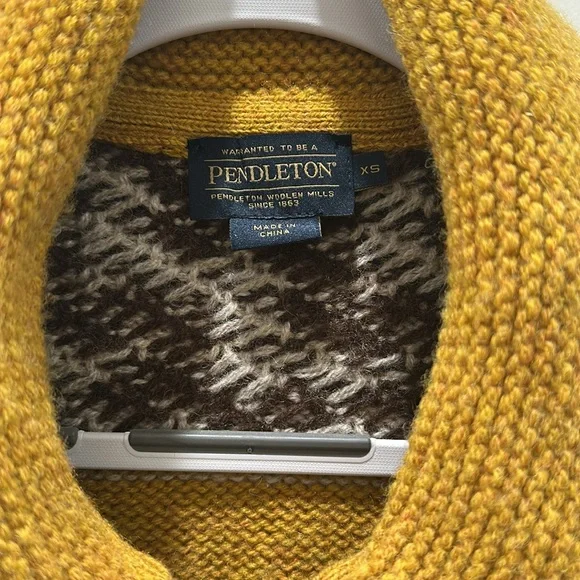 Pendleton 100% Shetland wool sweater jacket